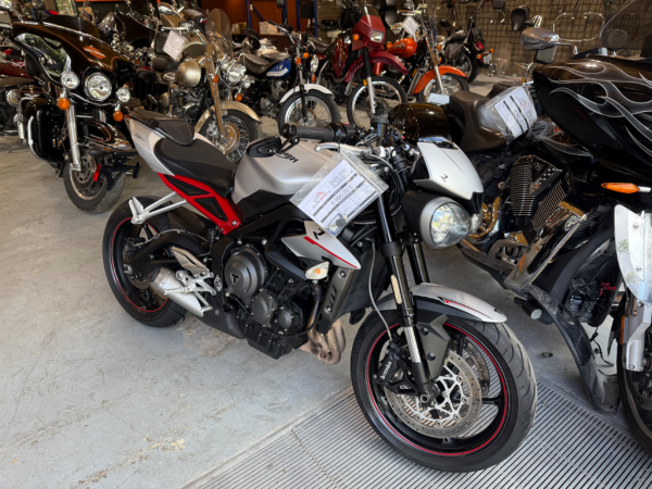 Triumph Street Triple 2018 - ABS – Image 7