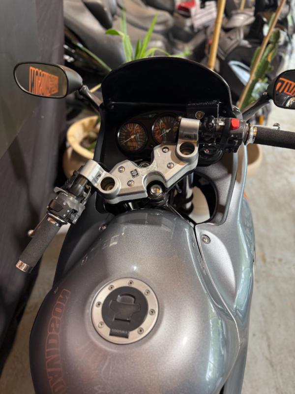 SUZUKI GSX750 FK1 KATANA 2005 – Image 7