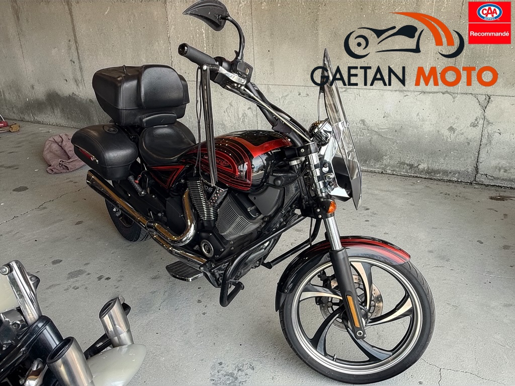 victory-vegas-zack-ness-2011-style-bobber-noir-mat